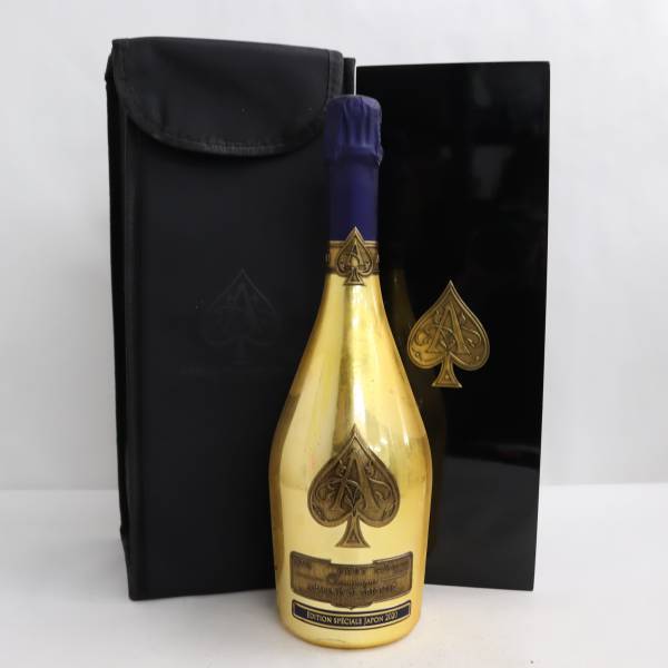 ARMAND DE BRIGNAC（アルマンドブリニャック）ゴールド エディション