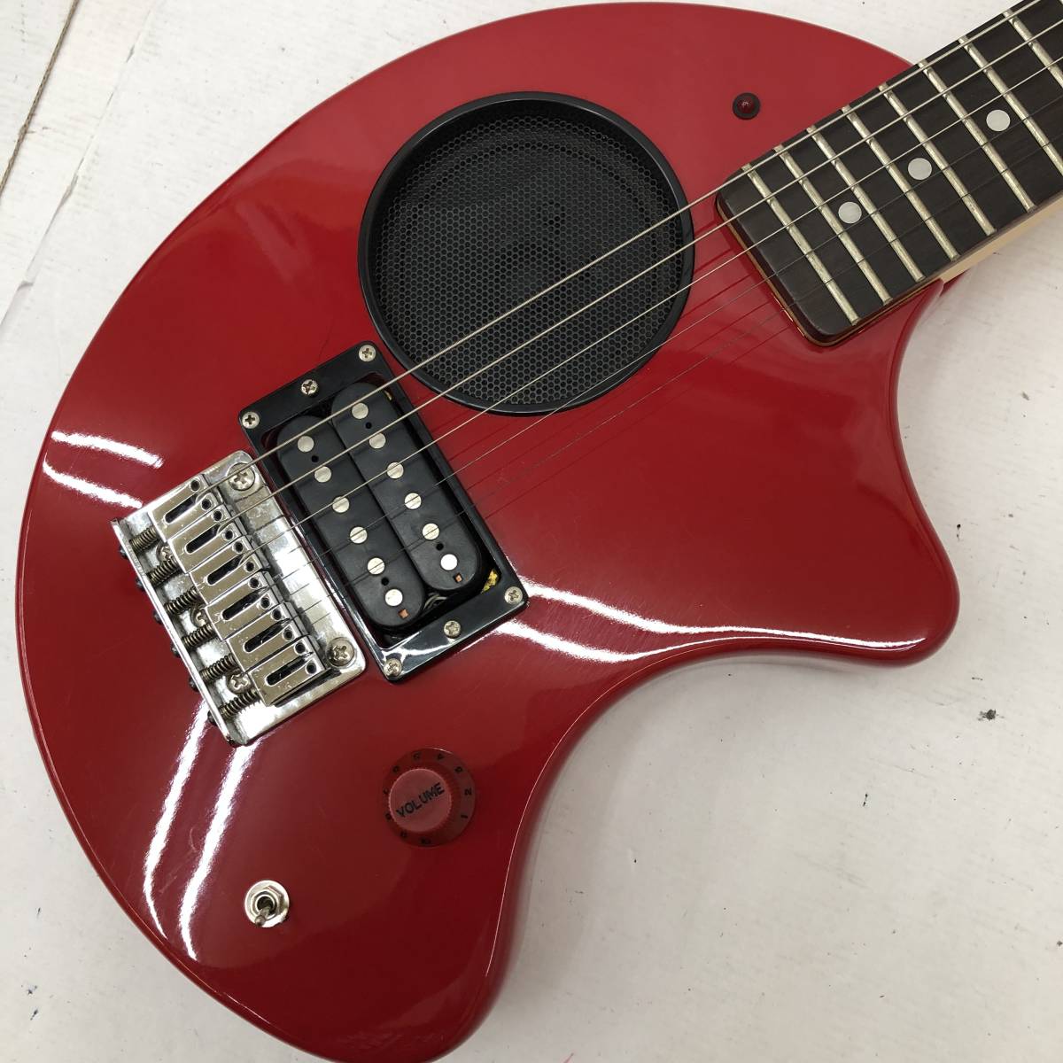 FERNANDES フェルナンデス ZO-3 ゾーさん ZO-III アンプ内蔵 | 赤系 FERNANDES フェルナンデス ZO-3 ゾーさん ZO-III アンプ内蔵 | 赤系