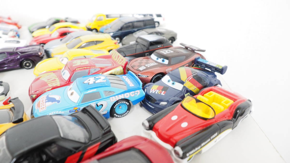 トミカ おまとめ12個 お買い得！まとめ売り (Y161) トミカ おまとめ12個 お買い得！まとめ売り (Y161) Takara Tomy