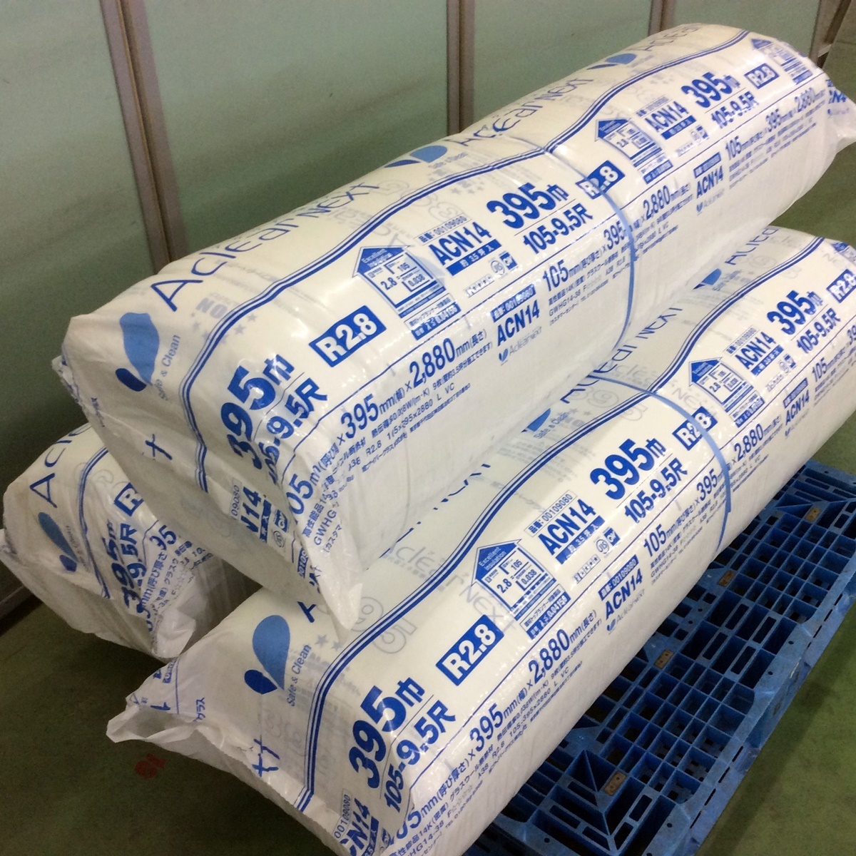 豊富な，HOT WH-3610 旭ファイバーグラス 断熱材 アクリアネクスト R2.8 ACN14 395巾 105-9.5尺 3.5坪入 3本セット 引き取り限定 静岡県(断熱材、遮熱材)｜売買されたオークション情報、yahooの商品情報をアーカイ 断熱材、遮熱材