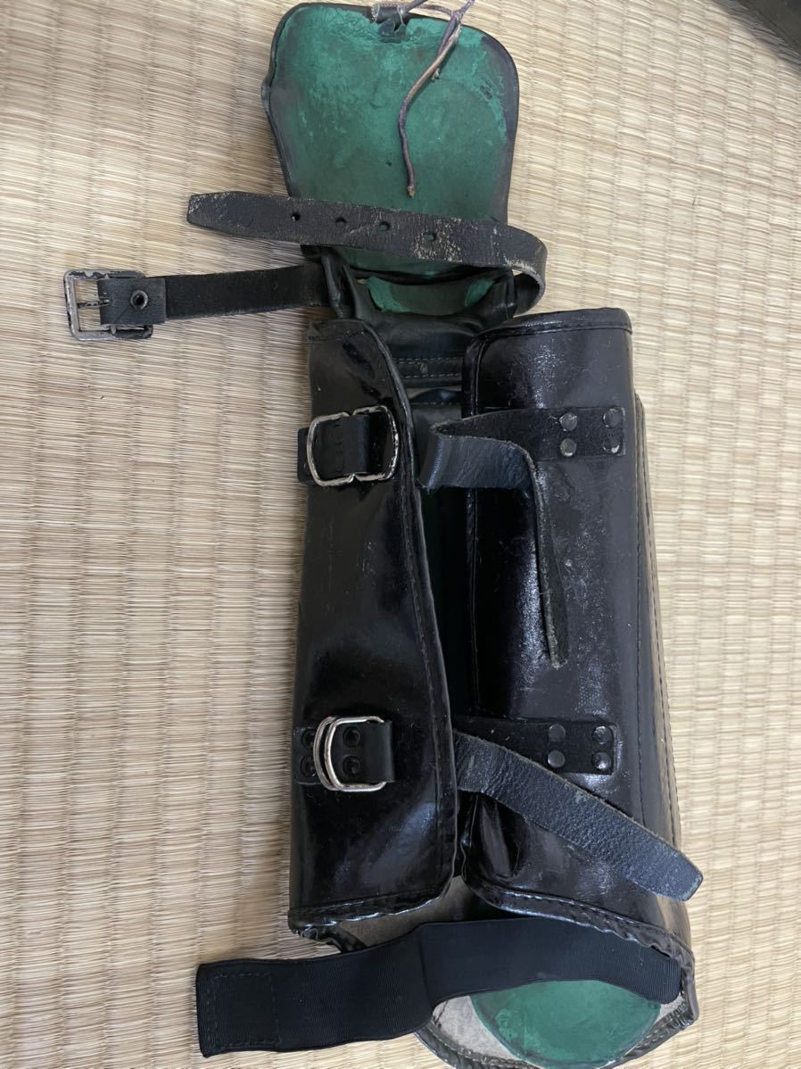 機動隊 籠手 当時物 昭和 警察 プロテクター(警察グッズ)｜売買された