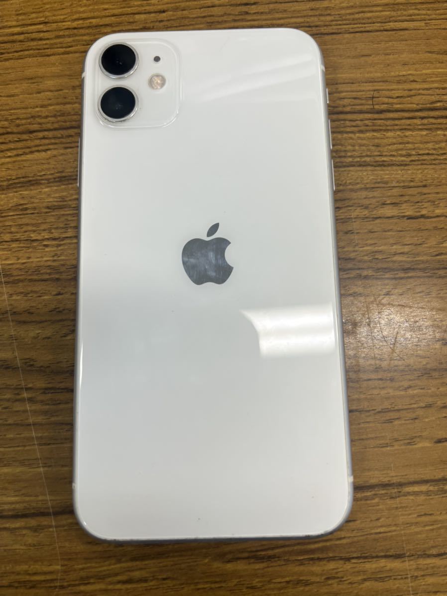 （画面割れ）iPhone 11 64GB ホワイト【SIMカードなし】 iPhone11 64gSIMフリー ジャンク品 写真通り角が割れて液晶が白くスジ