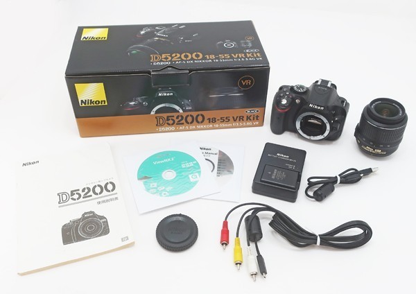 ◇【Nikon ニコン】D5200 18-55 VR レンズキット デジタル一眼カメラ