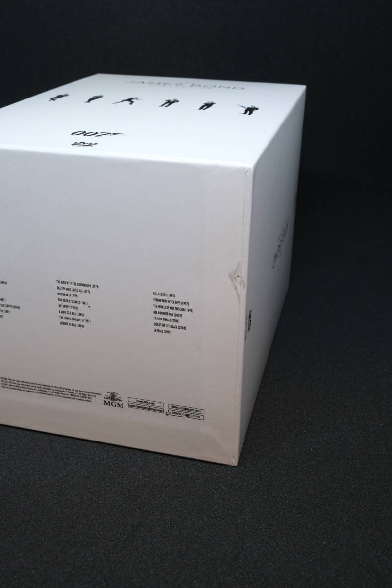 007 コレクターズDVD-BOX(23枚組)(初回生産限定) 007/スペクター収納