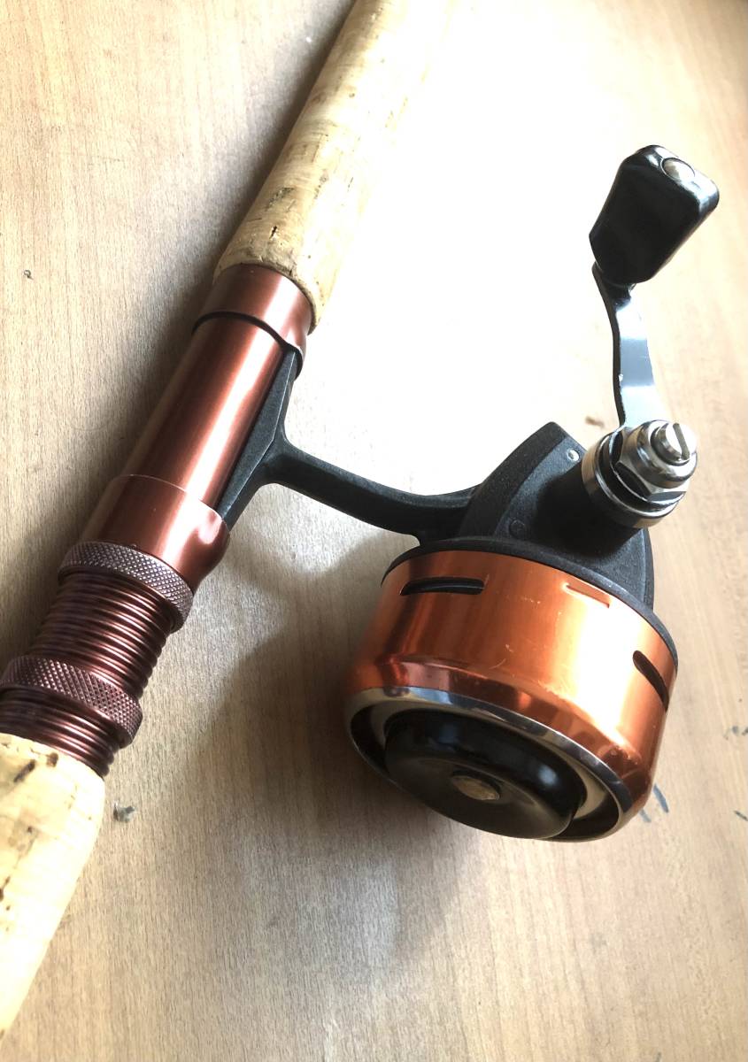 アブABU503 Svangsta 吊り下げ型クローズドフェイスリール