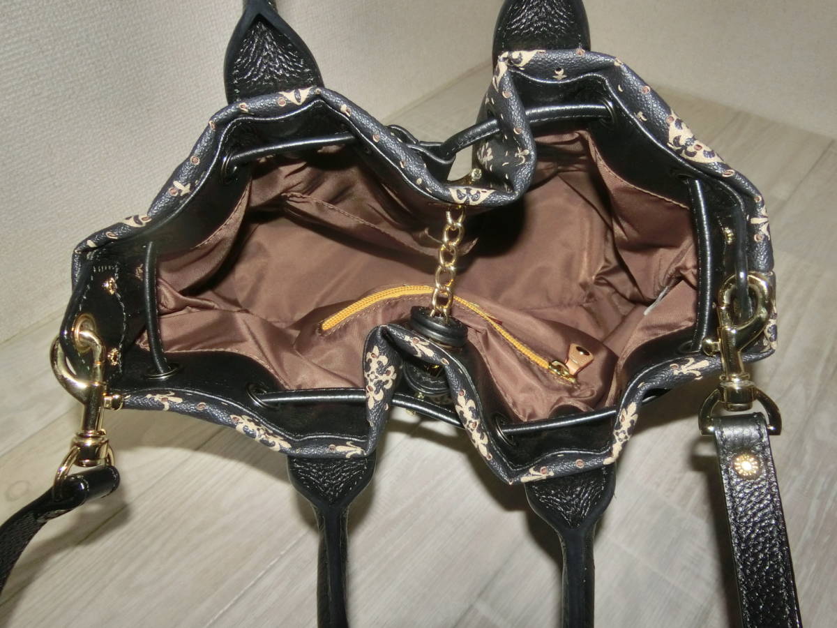 ほぼ未使用☆ラシットrusset☆総柄☆ハンドバッグトートバッグ斜めがけ 