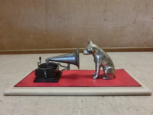 ビクターニッパー　シルバー Victor犬 蓄音機 セット ビクターニッパー シルバー Victor犬 蓄音機 セット Amazon.co.jp