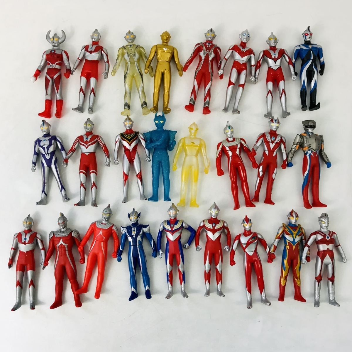 中古品 ウルトラヒーローシリーズ メビウス エース ティガ ガイア 