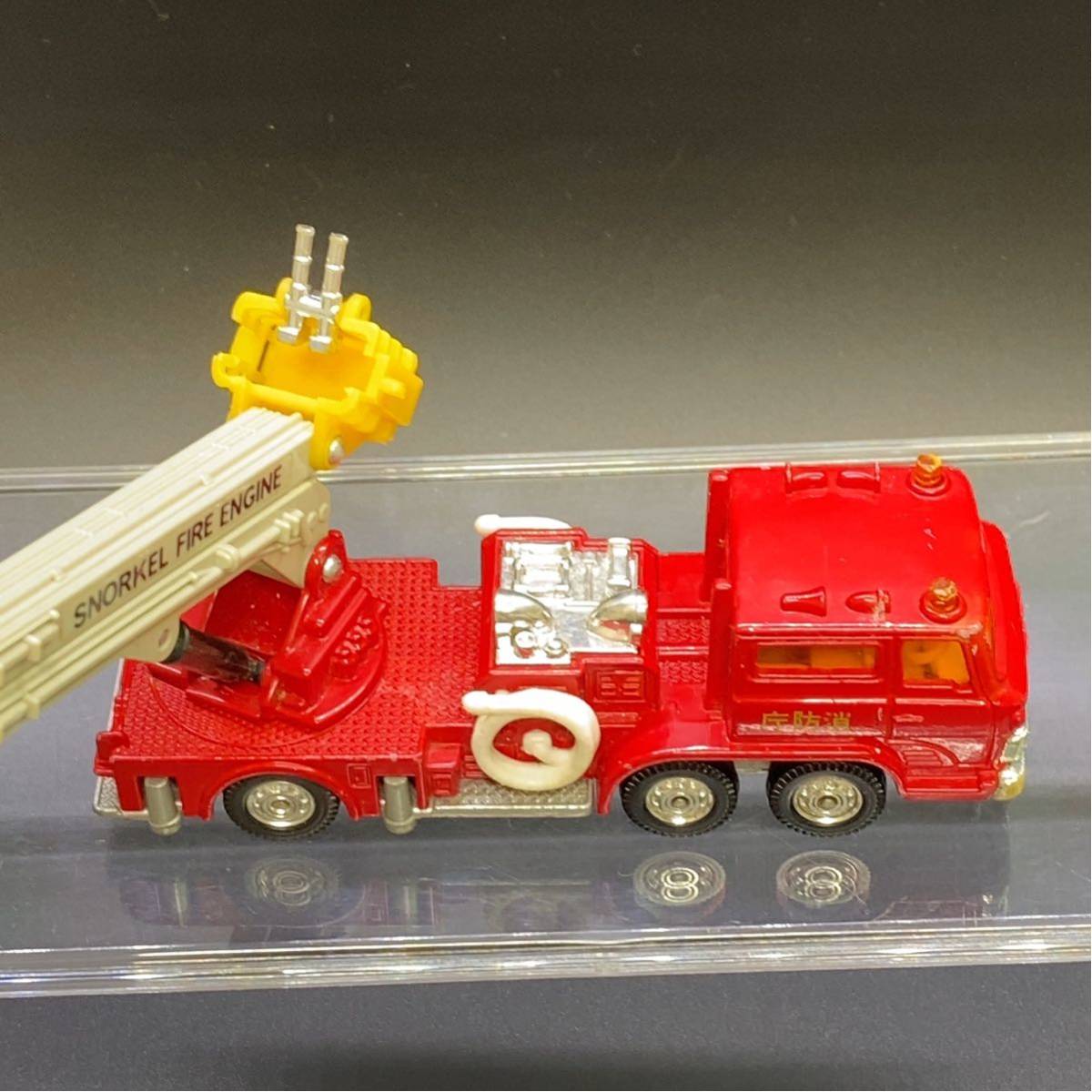 トミカ ダンディ DANDY 日本製 No.37 日野 シュノーケル消防車 1977