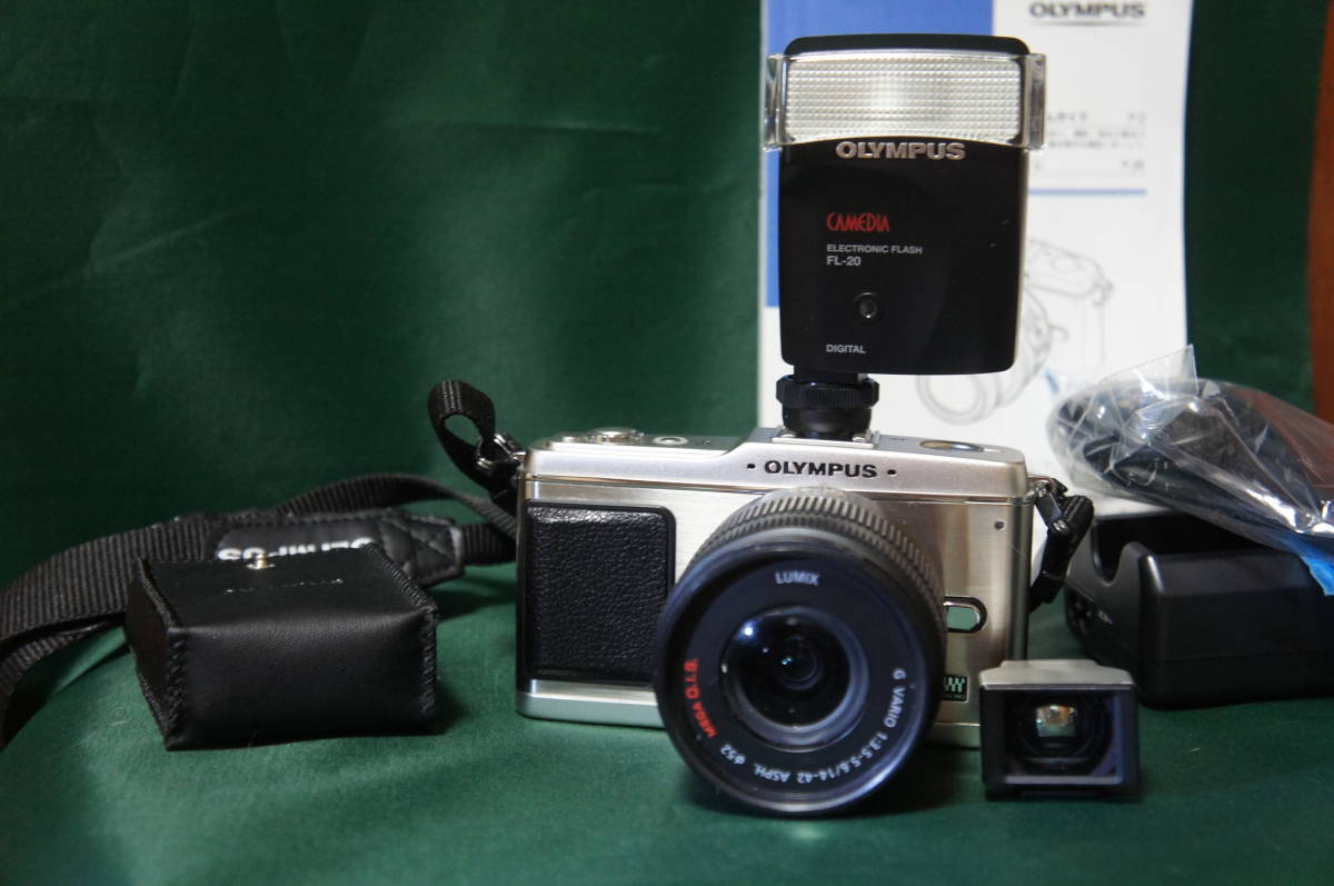 olympus EP-1 ミラーレス +C VARIO 14-42mm ストロボ、光学
