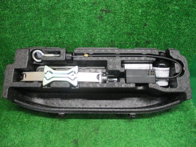 送料無料，定番人気 2021/7 車載工具 N-BOX 6BA-JF3 ジャッキ パンク修理キット 2027/4 付き(ホンダ用)｜売買されたオークション情報、yahooの商品情報をアーカイブ公開 - オークファン ホンダ用
