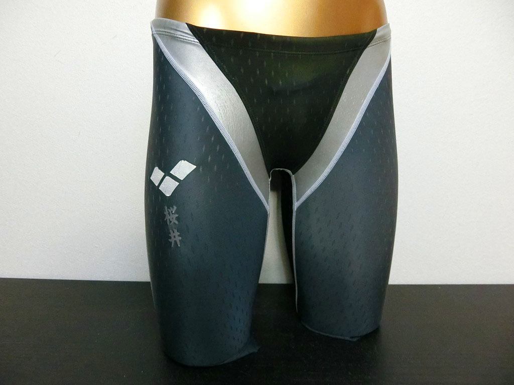 中古品☆arenaアリーナ♪エールブルーメンズ競泳水着Mサイズ 名前あり 