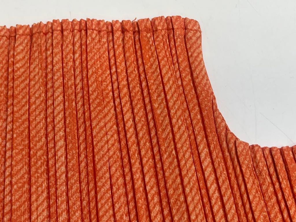 PLEATS PLEASE イッセイミヤケ ノースリーブ オレンジ Pleats Please