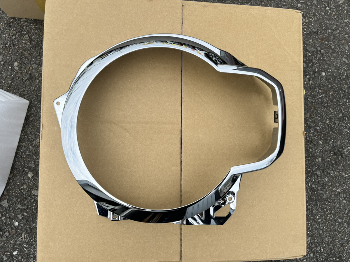 ☆新品！スズキ純正 現行ハスラー メッキ ヘッドランプリム 左