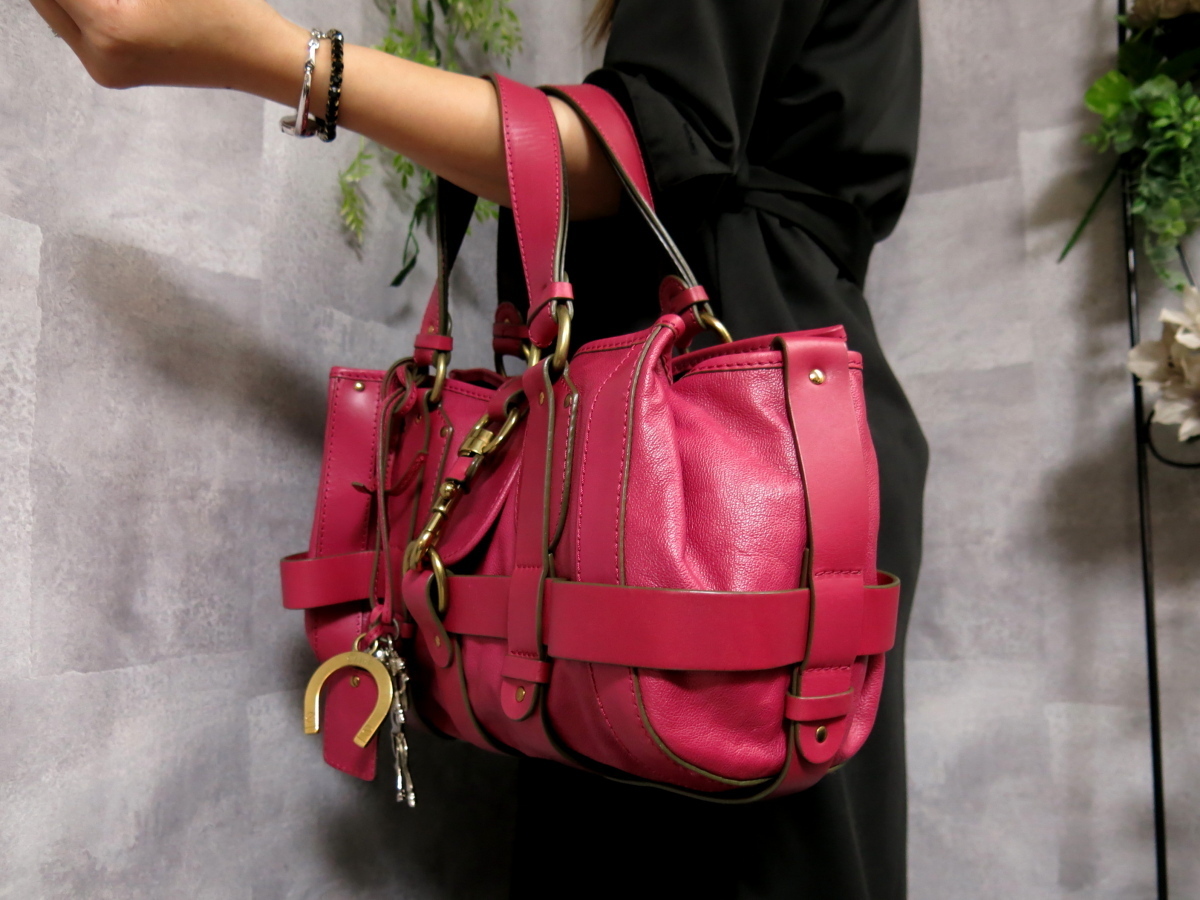 クロエ ケララ レザー Chloe Yahoo!オークション 超美品 カーフ 本 - | 質屋クロエ&frasl;Chloe&frasl;バッグ&frasl;ハンドバッグ&frasl;ケララ&frasl;レザー&frasl;カーフレザー ハンドバッグ ケララ☆ レザーｘリネン Pay ブラック