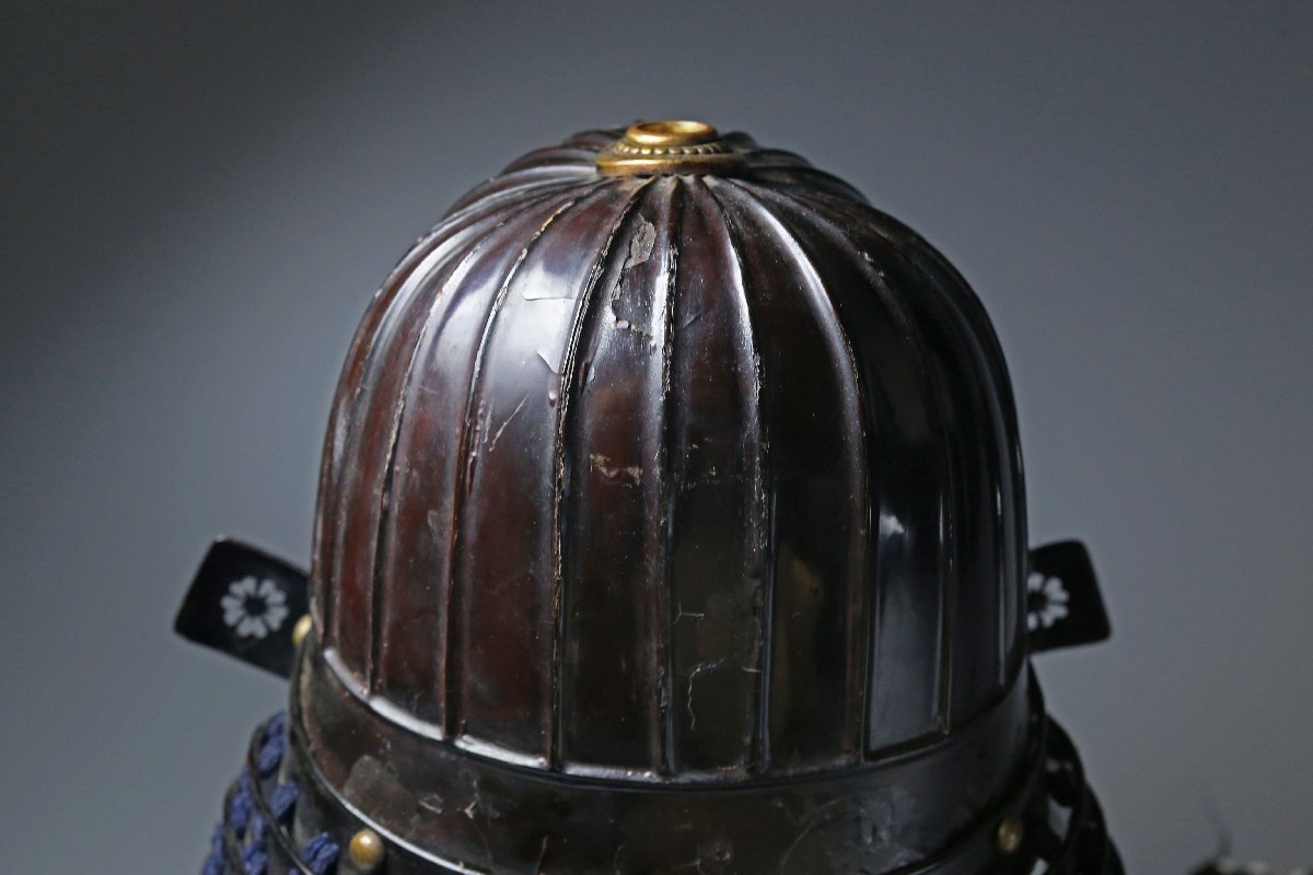 Yahoo!オークション 昊旧家所蔵品 戦国時代 鉄地漆塗二十四間兜 - 鎧