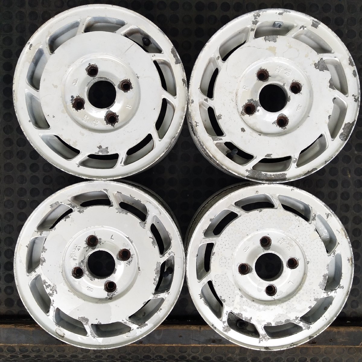  管理番号：W7-243 4本価額 12&times;4.5J 4x100 ET+43 ハブ60㎜ hero 軽自動車等 店頭直接引取可能(社外品)｜売買されたオークション情報、yahooの商品情報をアーカイブ公開 - オークファン 4穴