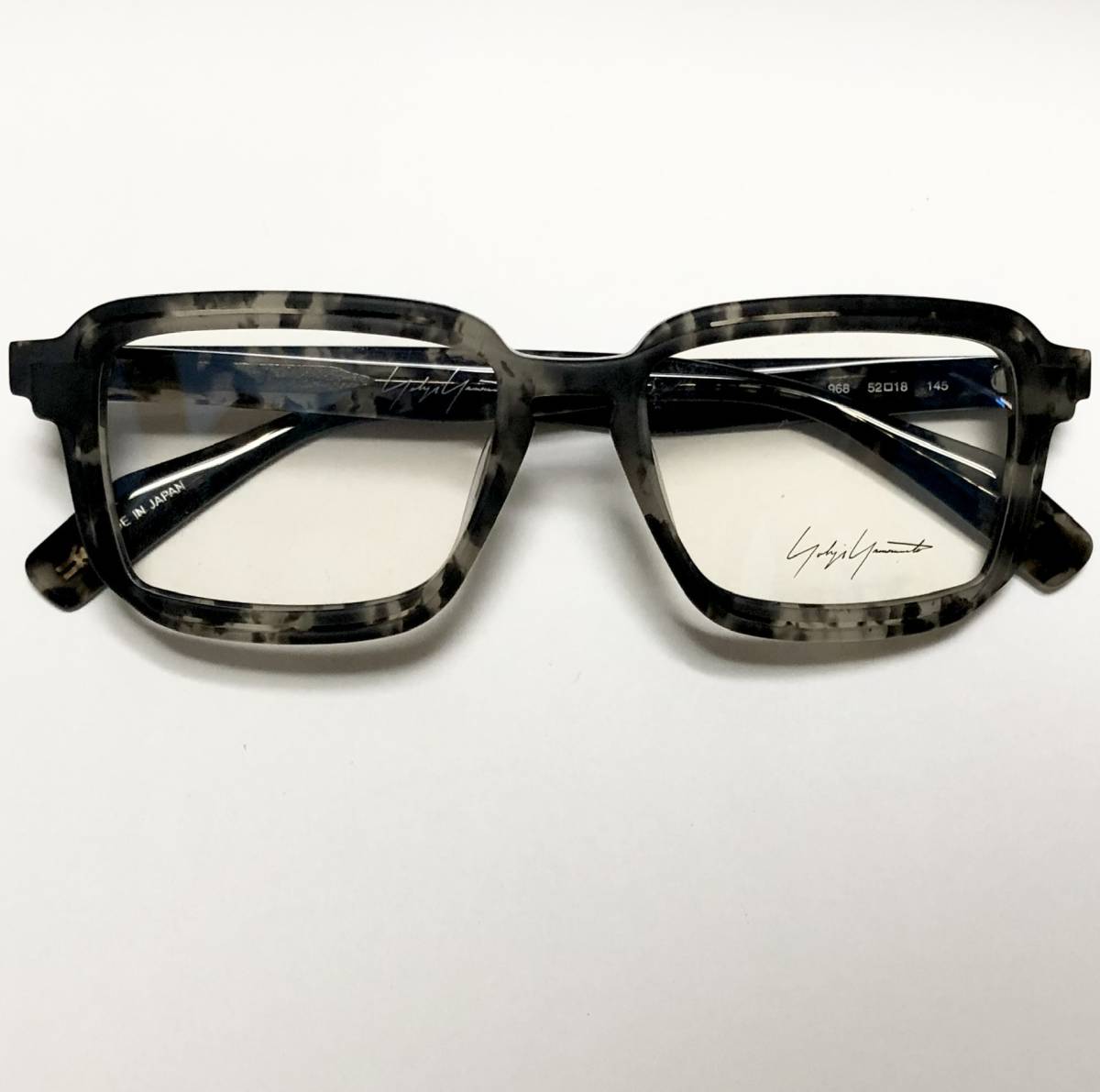 新品 Yohji Yamamoto ヨウジヤマモト メガネ 黒 灰色 純正ケース付き 