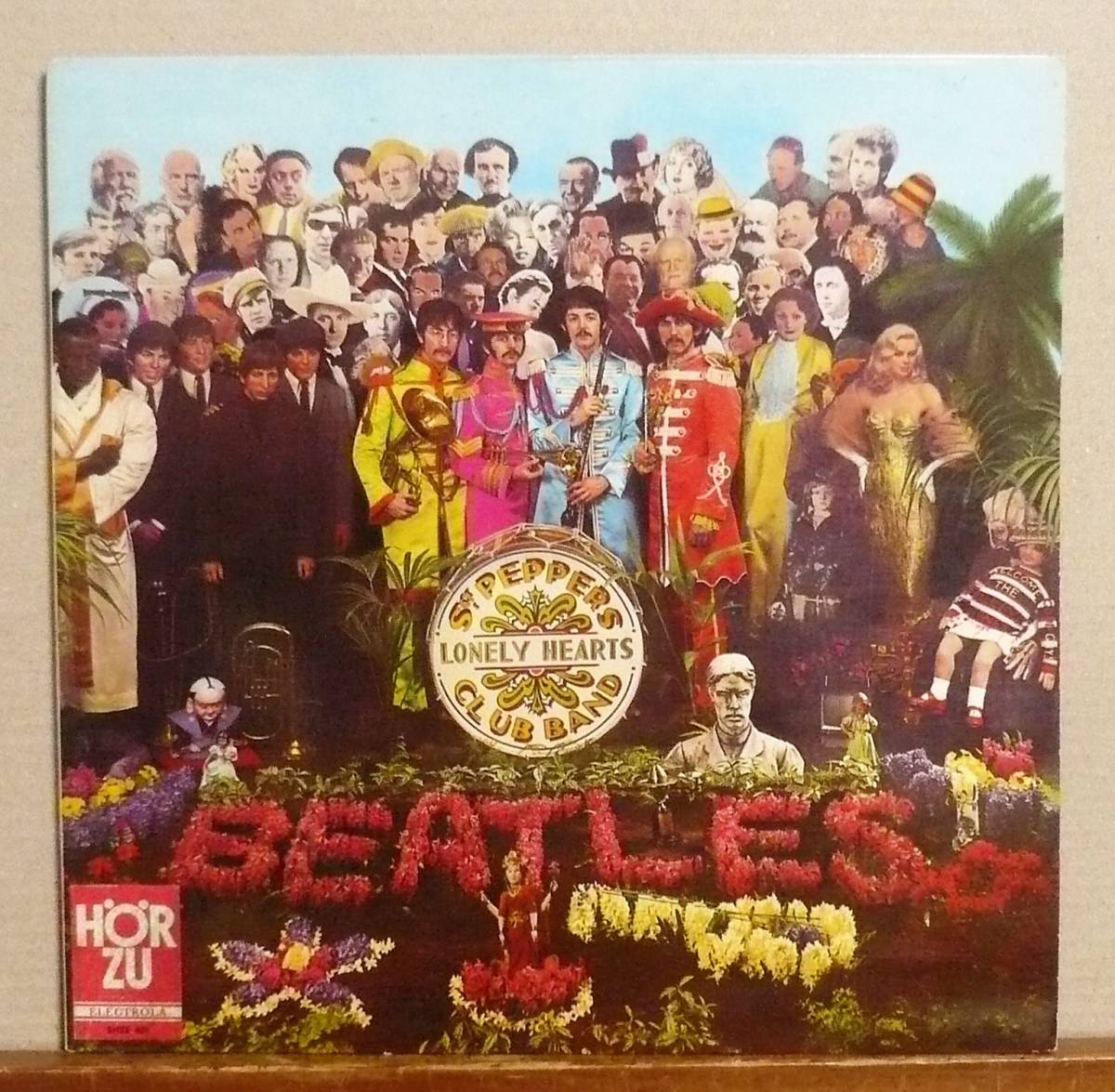 【HOT，100%新品】 独LP SGT. Pepper's Lonely Hearts Club Band Stereo 青レーベル カットアウト付属(SGT. PEPPER'S LONELY HEARTS CLUB BAND)｜売買されたオークション情報、yahooの商品情報をアーカイブ公開 - オークファン B