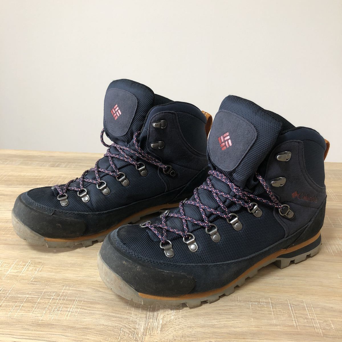 コロンビア カラサワミスト オムニテック UNISEX 24.5 コロンビア カラサワミスト オムニテック UNISEX 24.5