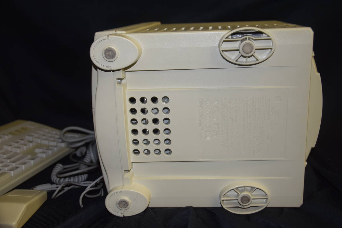 Apple Macintosh Color Classic キーボード、マウスセット M1600