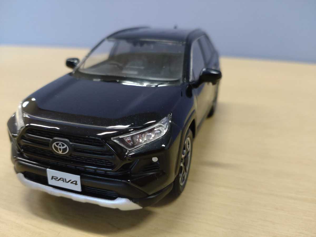 1/30 トヨタ 新型RAV4 ラブ4 アドベンチャー カラーサンプル ミニカー