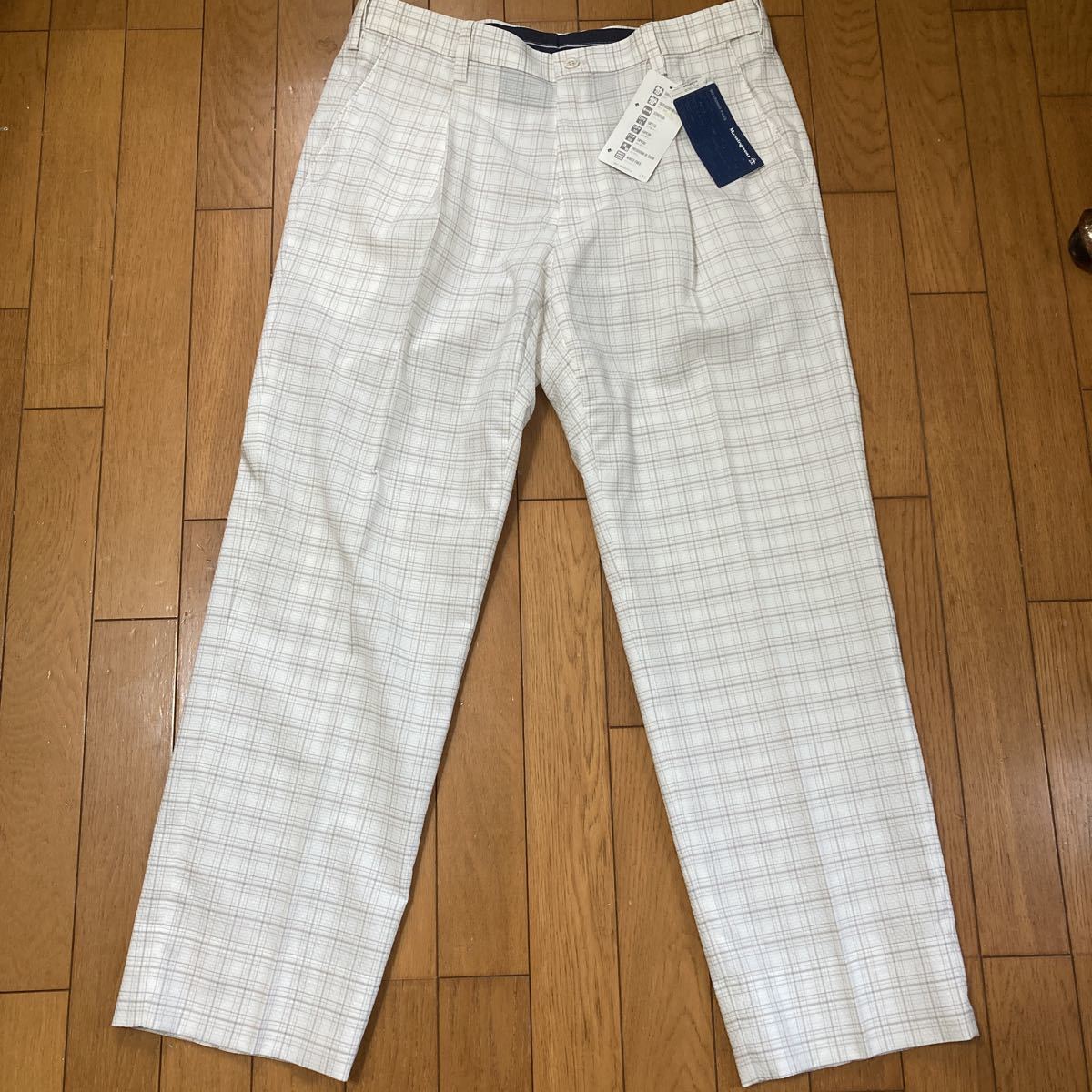 【激安大特価，本物保証】 マンシングウェア ゴルフパンツ 88春夏 ストレッチゴルフパンツ メンズゴルフウェア チェックパンツ(88cm～)｜売買されたオークション情報、yahooの商品情報をアーカイブ公開 - オークファン パンツ、スラックス