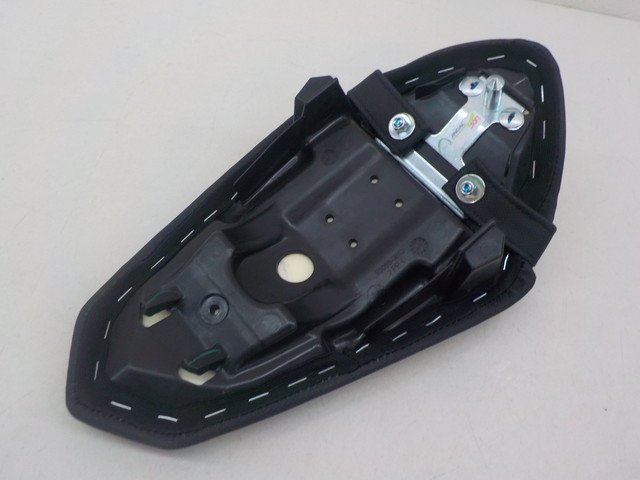 D157○○カワサキ Ninja250 純正タンデムシート（リアシート）4-8/23