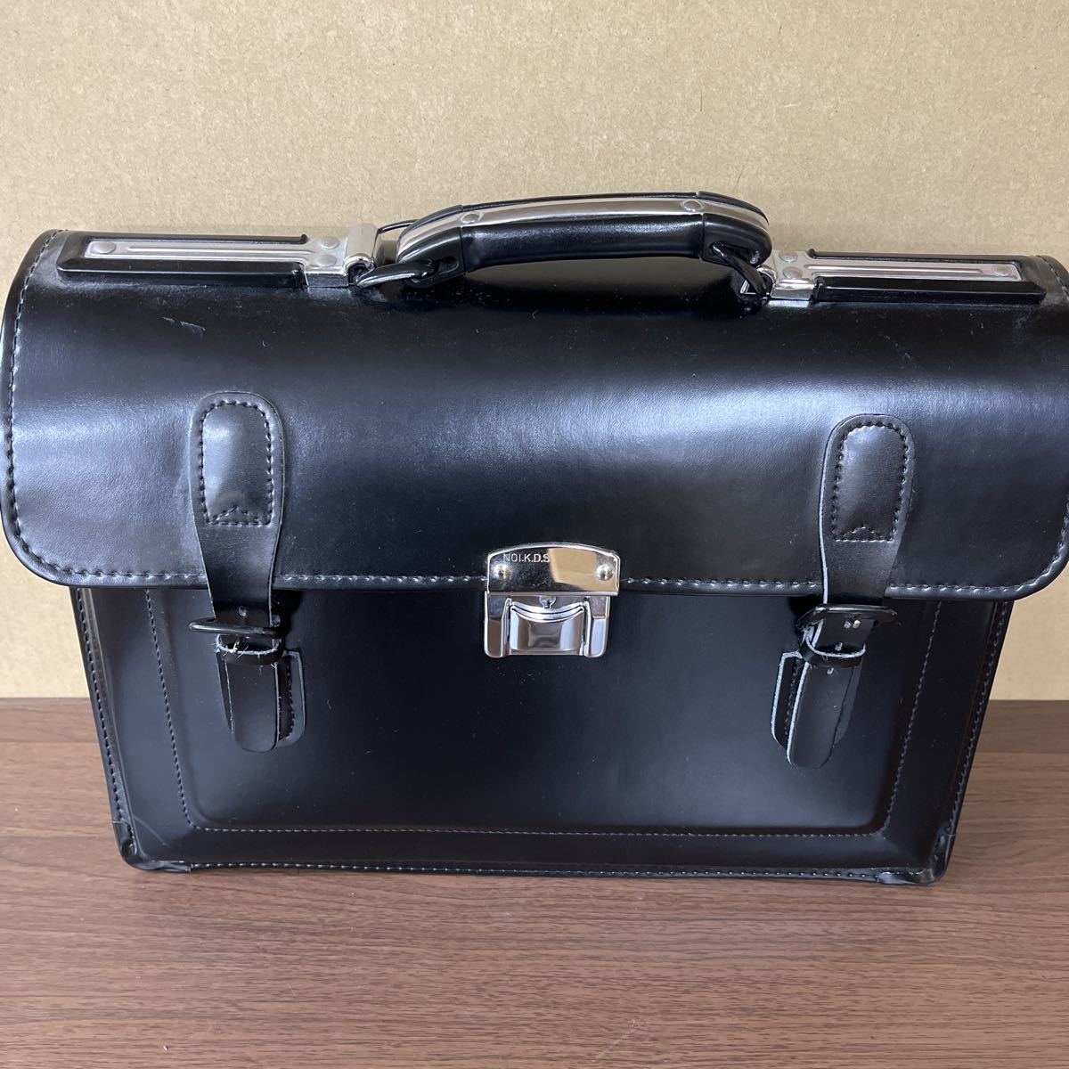 1円スタート・3点まとめ売り＊NOI.K.D.S 学生カバン 学生鞄 サドル