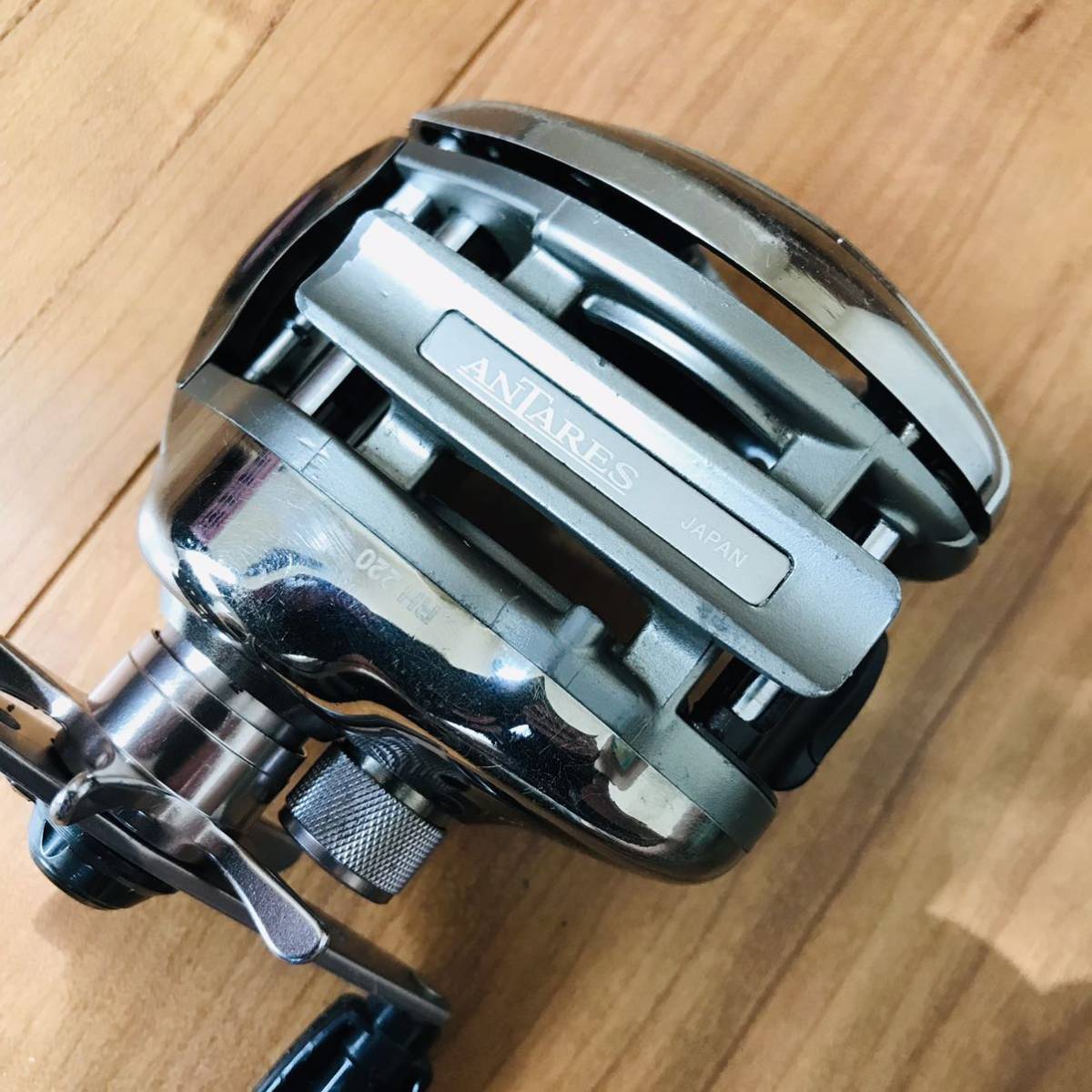 シマノ スコーピオンアンタレス RH220 右ハンドル 日本製 SHIMANO 