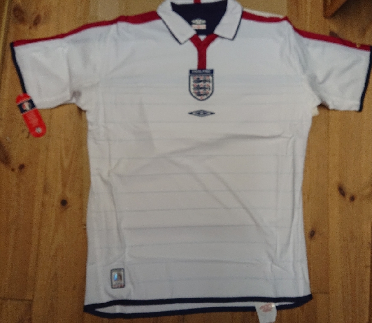 ○*新品!UMBRO製 ENGLAND代表03-04 HOME L半袖タグ付