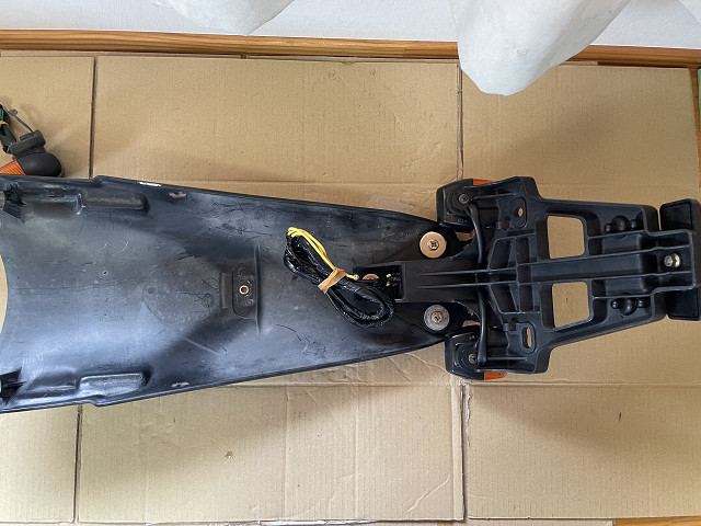 FTR223 純正 リアフェンダー テールランプ ウインカー 前後セット 検