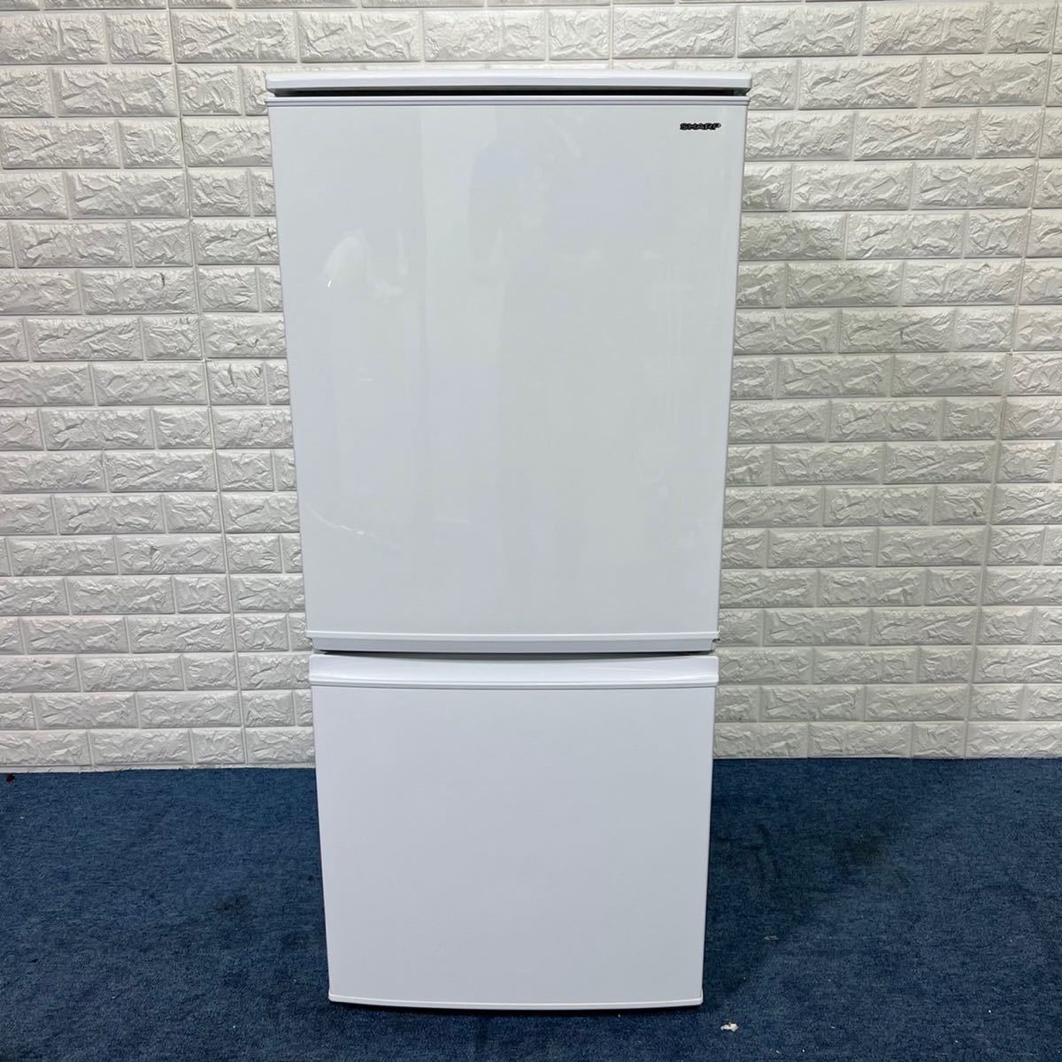 SHARP シャープ 冷蔵庫 SJ-C14D-W 137L 2018年製 家電 一人暮らし シンプル