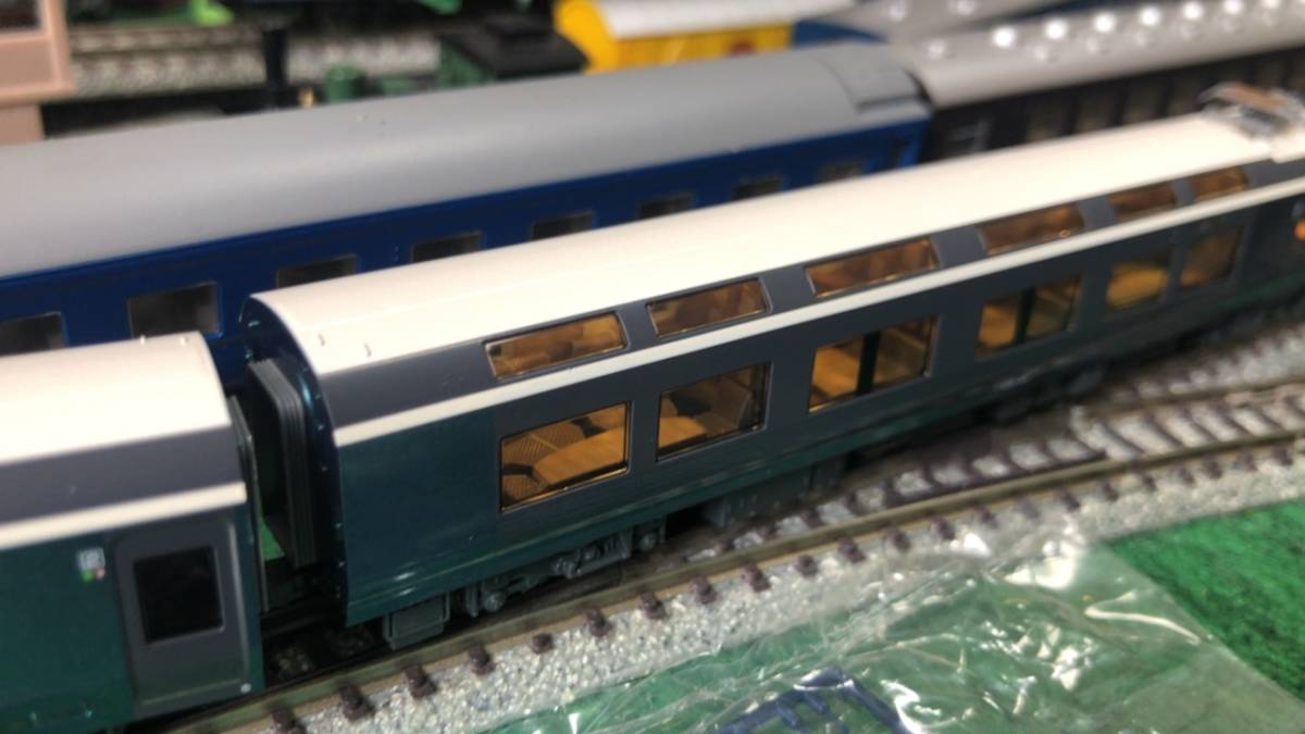 KATO 10‐1661+10‐1662 E261系 サフィール踊り子 基本増結セット 純正