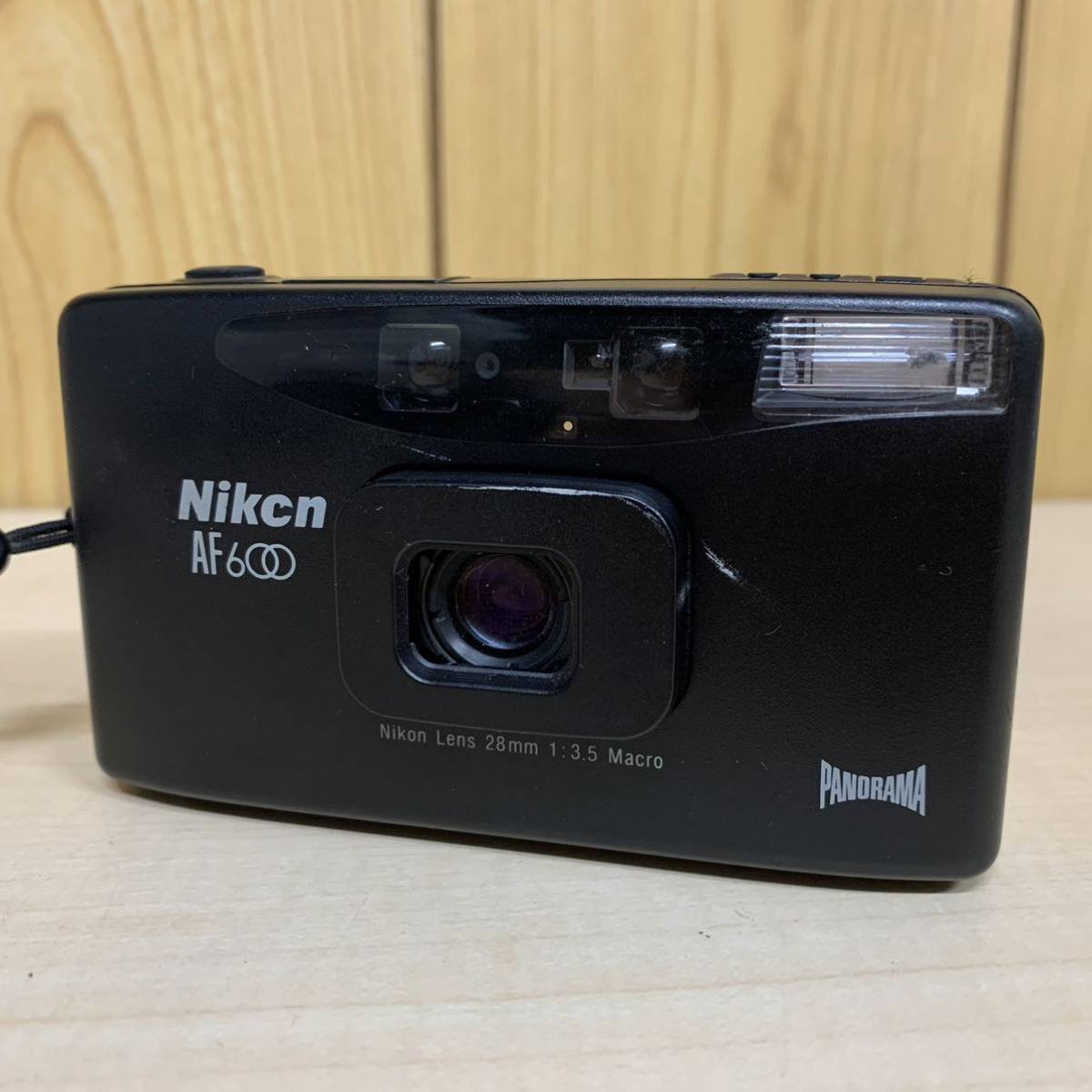Nikon ニコン コンパクトフィルムカメラ AF600 レンズ 28mm 1:3.5