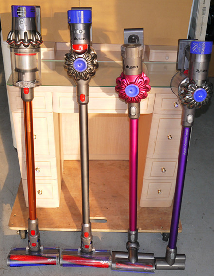 掃除機 dyson コードレスクリーナー SV12 SV10 SV7 DC61 純正バッテリー 動作品 4台セット 中古