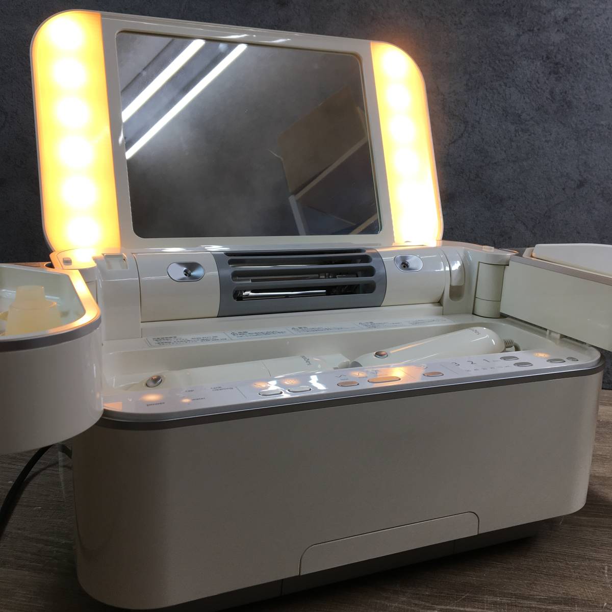 動作品 saqina BIJOU サキナエステマシン 美顔器 ダブルスチーム