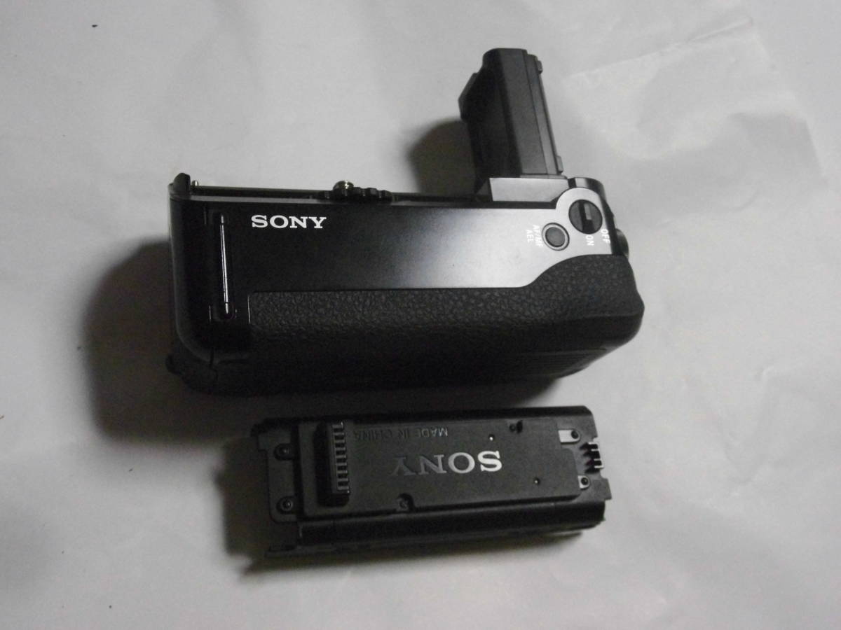SONY 縦位置グリップ VG-C1EM 【α7/α7R/α7S 用】ホルダー付き　綺麗ですが訳あり