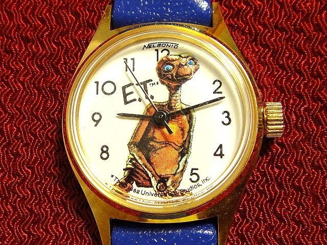 toy Et 0 - Etsy 日本 : E.T.ビンテージ 手巻き腕時計 映画ET 箱付き1982年
