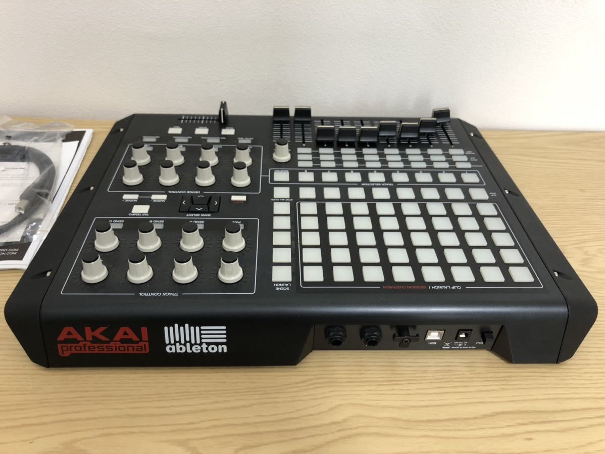 AKAI APC40 MIDI アカイ コントローラー Live MKII MIDIコントローラー