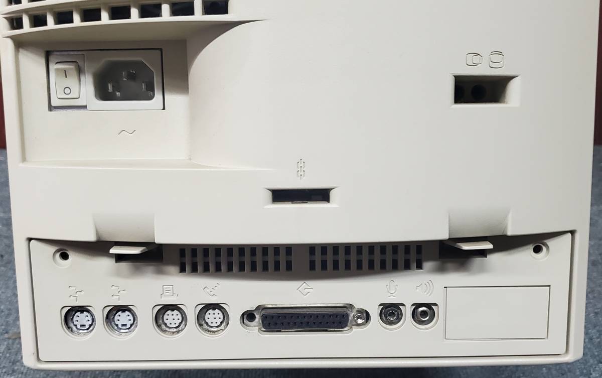 中古 Apple Macintosh Color ClassicⅡ マッキントッシュ M1600 旧型PC