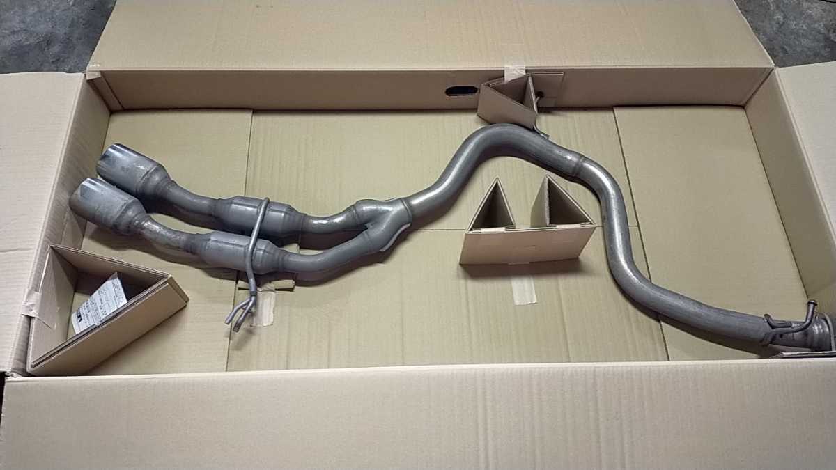 中古品 送料無料!! アルファード30 ヴェルファイア30 モデリスタ