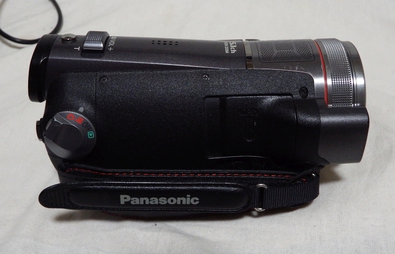Panasonic 3MOS / HDビデオカメラ / HDC-TM350 元箱入り 【公式通販】