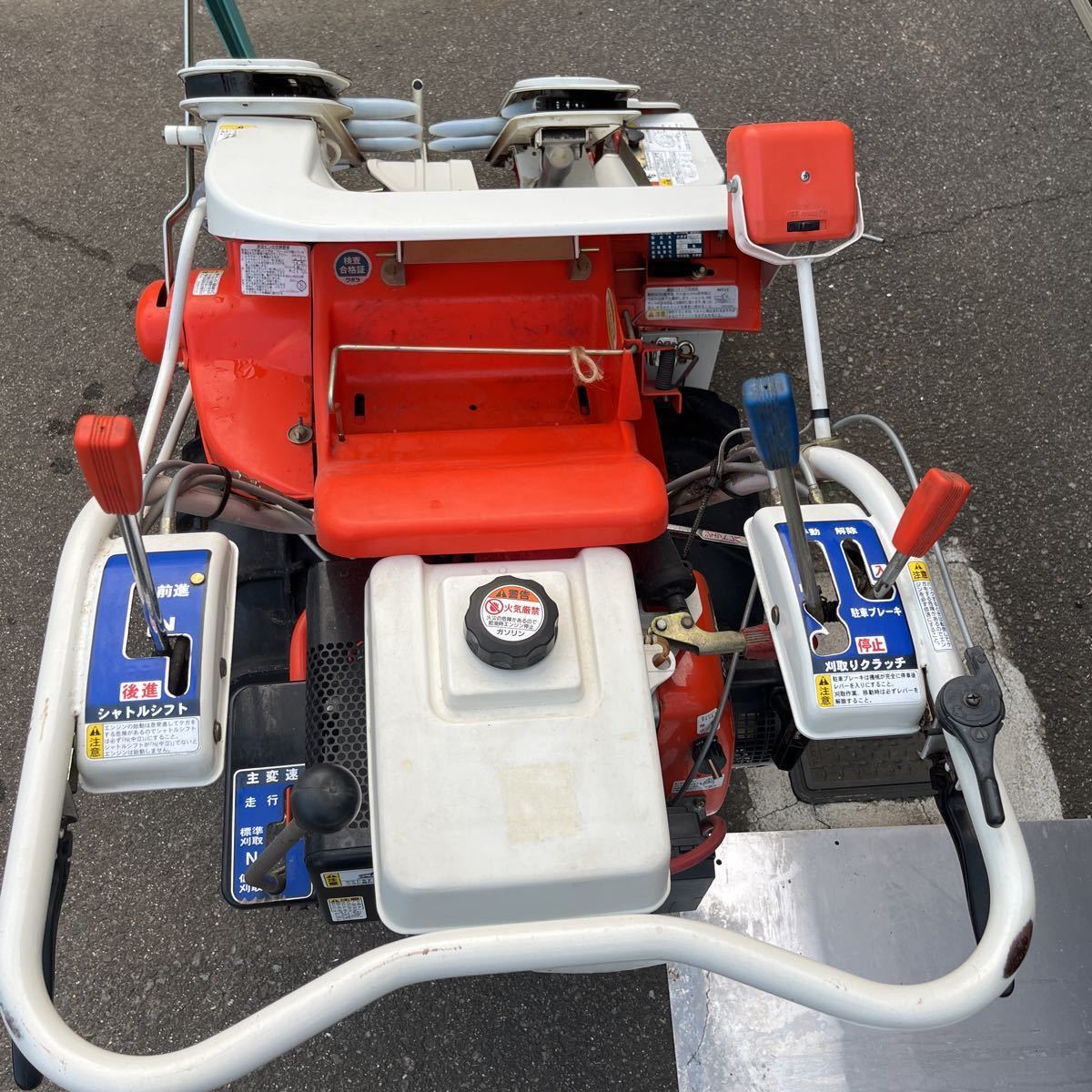 クボタ バインダー RE55 2条刈 2輪 稲刈り (車体)｜売買された 