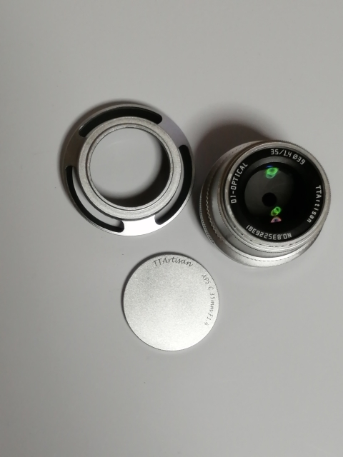 TTArtisan 35mm F1.4 富士フルム 交換レンズ