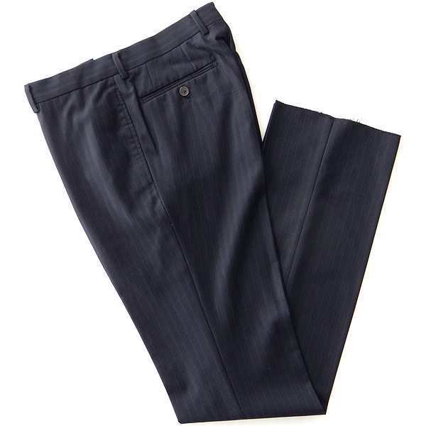 BAKER MODEL」ウール・シルク・カシミヤ三者混ピンストライプ柄スーツ ウール ピンストライプ | Brooks シングル２釦スーツ Classic Brothers 「BAKER セール MODEL」ウール・シルク・カシミヤ三者混ピン ピンストライプスーツとは？印象やおすすめシーン、着こなしポイントを IZGピンストライプスーツ（スーツ）｜STRASBURGO MODEL」 カシミヤ混スチュアーツブルーストライプスーツ