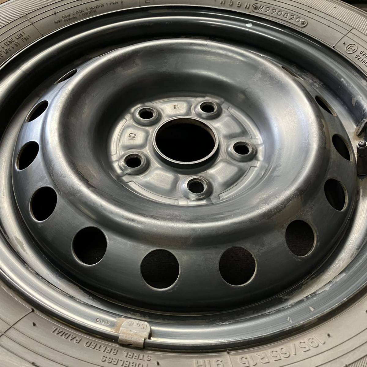 2020年製TOYO付 ノア ヴォクシー 195/65R15 6J+50 5穴 PCD114.3 ハブ径 