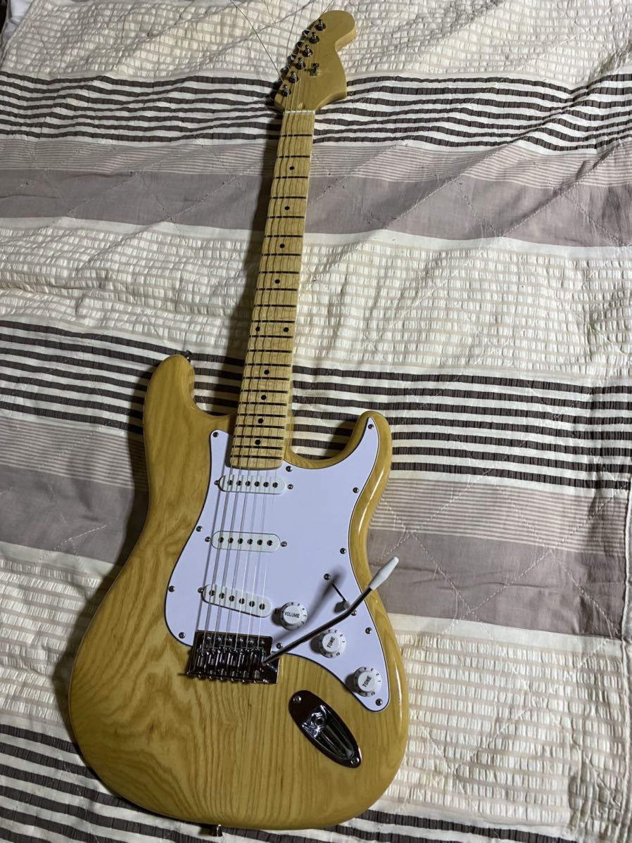 Squier DELUXEストラト　スキャロップネック　コンポーネントギター スキャロップネック コンポーネントギター Squier DELUXEストラト