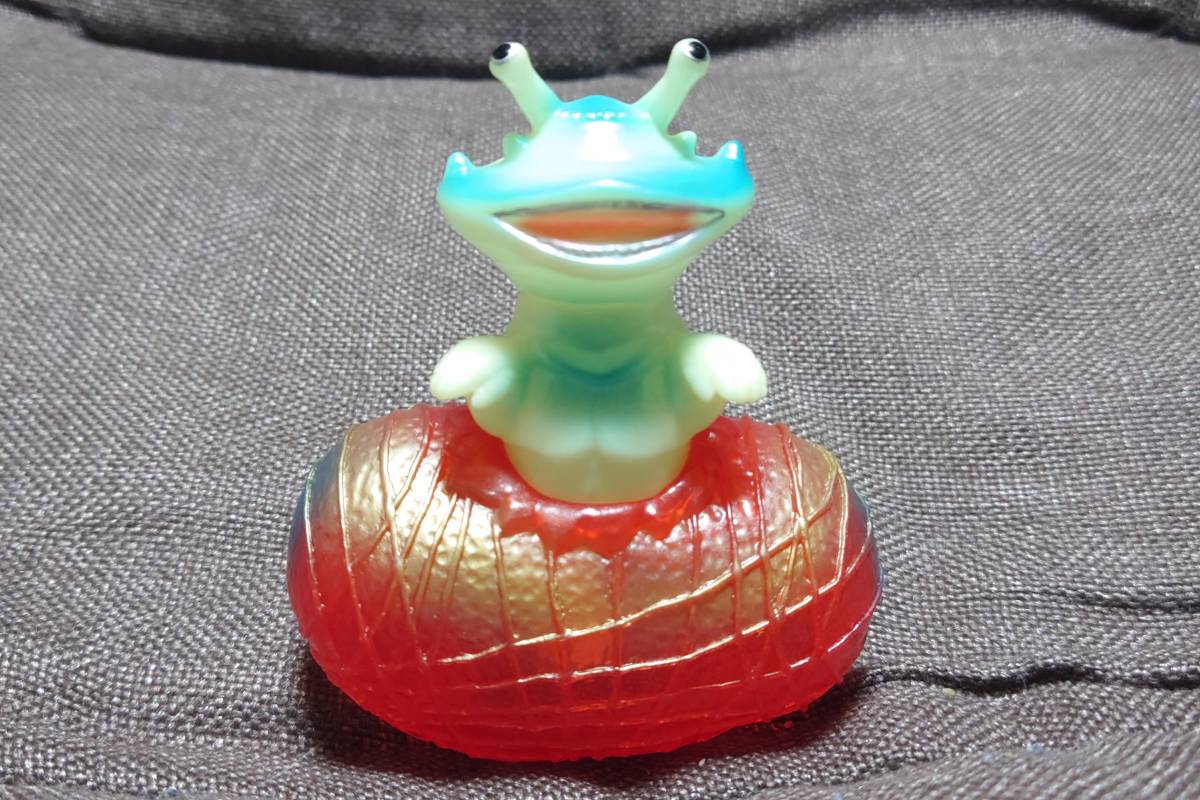 カネゴンの繭 ウルトラQ ソフビフィギュア 怪獣 特撮 ウルトラQ カネゴンの繭 エクスプラス ☆大怪獣シリーズ ウルトラQ』に登場する人気怪獣『 カネゴン』が、完全新規造形のハイ フィギュア箱無し