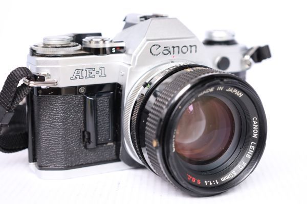 【得価，定番】 実用 CANON キヤノン AE-1 + FD 50mm F1.4 S.S.C. 鳴きなし #01121(キヤノン)｜売買されたオークション情報、yahooの商品情報をアーカイブ公開 - オークファン マニュアルフォーカス